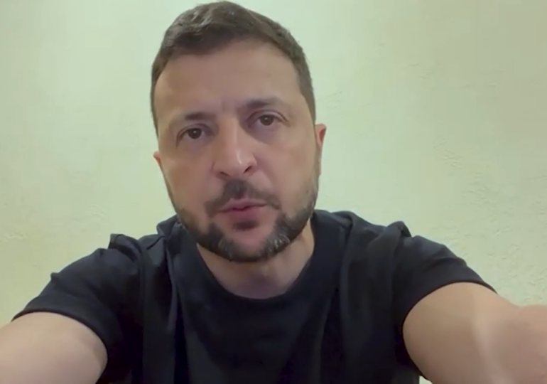 Zelenski cere ajutor pentru reconstrucţia Ucrainei (Video)