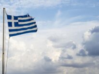 Grecia plafonează marjele de profit la carburanți și produsele din magazine