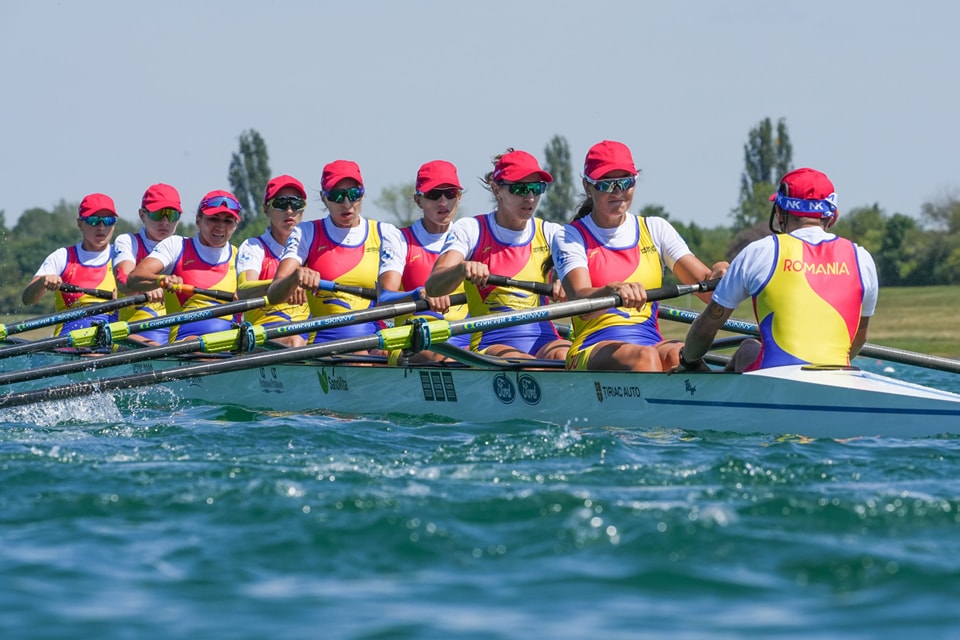 România a mai cucerit două medalii de aur la Campionatele Mondiale de canotaj, ambele la proba regină de 8+1