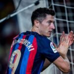 Robert Lewandowski, jefuit în timp ce dădea autografe