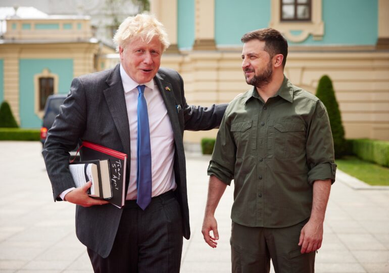 Boris Johnson s-a dus la Kiev de Ziua Independenței, cu un cadou pentru ucraineni (Video)