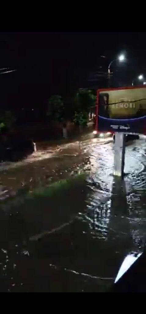 busteni-inundatii1