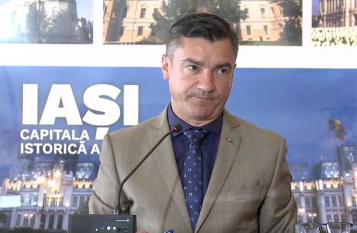 Primarul din Iași plătește un consultant cu 200.000 de lei pe an din bani publici