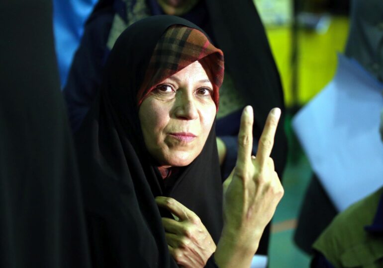 Revoluția din Iran: A fost arestată fiica fostului președinte Akbar Hashemi Rafsanjani