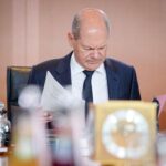 Scholz a vorbit 90 de minute cu Putin: Crede în continuare că a avut dreptate să invadeze Ucraina