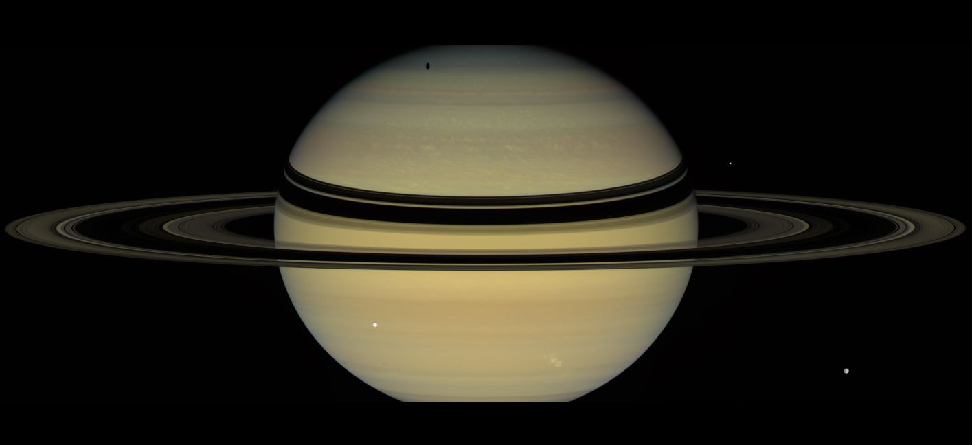 De ce inelele Saturn mult mai tinere decât planeta? Oamenii de știință au un răspuns - spotmedia.ro