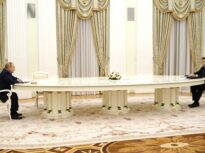 Macron anunță că se pregătește o reluare a dialogului cu Vladimir Putin