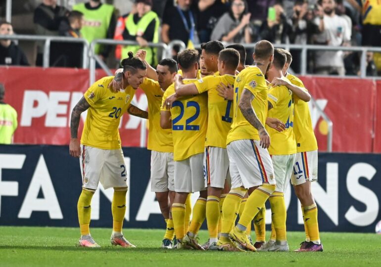 Notele primite de jucătorii naționalei României după victoria cu Bosnia: Un fundaș, desemnat omul meciului