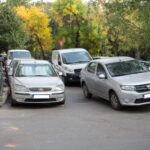 Câte mașini parcate ilegal ridică fiecare primărie din București și cât costă recuperarea. Cel mai mult un cetățean a plătit 3.700 de lei