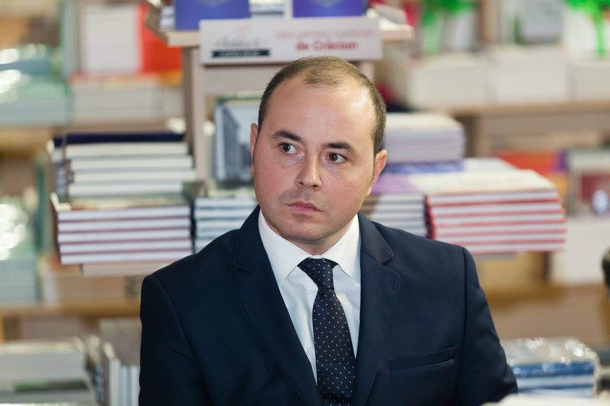 PNL ia în calcul sesizarea CCR dacă Guvernul Mureșan pică și nu sunt convocate alegeri anticipate