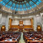 Romanian Parliament: A deputy confiscated the microphone and the session was suspended