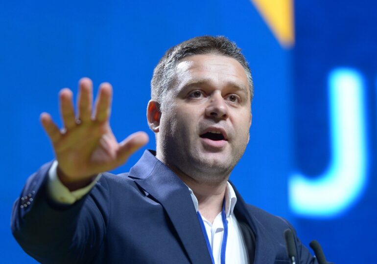 Ciucu dezminte, nu se retrage în favoarea lui Drulă: „Nu vin de la USR aceste zvonuri, voi spune la timpul potrivit de unde”
