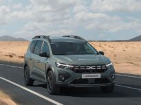 Un model Dacia, într-un top al celor mai bune mașini second-hand