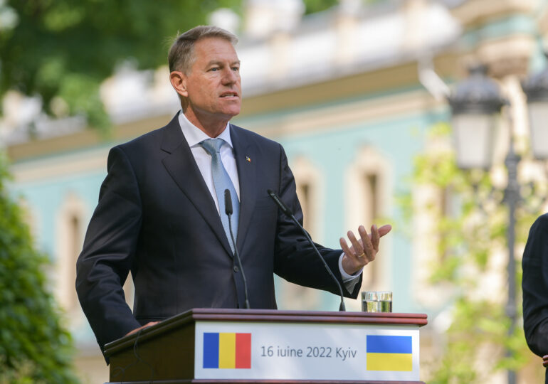 Iohannis și opt președinți europeni au semnat susținerea aderării Ucrainei la NATO