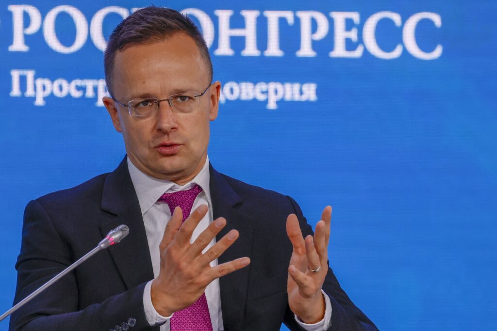 Ungaria semnează cel mai mare contract de gaze cu Occidentul, dar nu renunță la importurile din Rusia: Nu putem trăi fără gaz rusesc