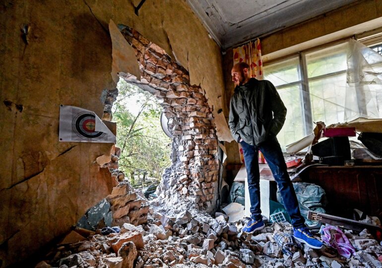 Ucraina rezistă: 86% din populație vrea ca lupta armată contra Rusiei să continue, în ciuda bombardamentelor
