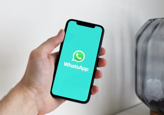 Poliția atrage atenția asupra unei noi metode de fraudă folosind WhatsApp