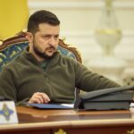 Zelenski exclude prin decret posibilitatea de a negocia cu Putin. Kremlinul așteaptă „viitorul președinte”