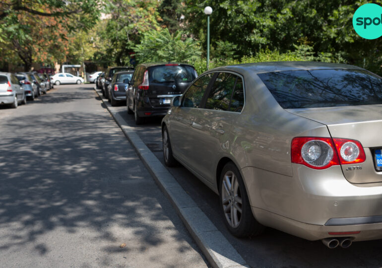 Noi reguli pentru parcările publice din București: tarif orar unic și gratuit pentru mașini electrice, cu unele excepții - proiect