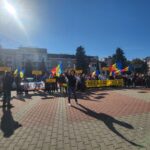 Proteste AUR în mai multe orașe din țară – emoții, rugăciuni și lozinci (Foto&Video)