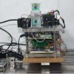 Cercetătorii au construit un robot care ucide gândacii țintindu-i cu laser (Video)