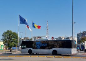 Refugiaţii cer autobuz către Mamaia: Copiii ucraineni merg 2 km pe jos la şcoală, până în Constanţa