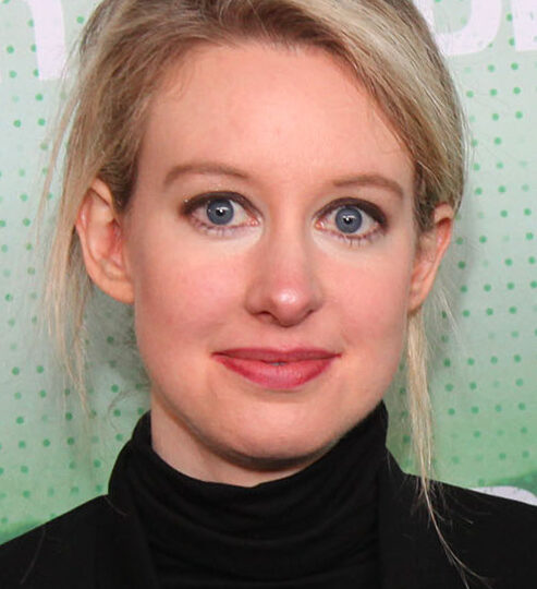 Finalul unui caz tulburător: Elizabeth Holmes, fondatoarea Theranos, a fost condamnată la 11 ani de închisoare pentru fraudă