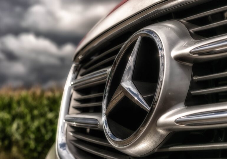 Mercedes introduce un abonament lunar pentru ca mașina să plece mai repede de pe loc