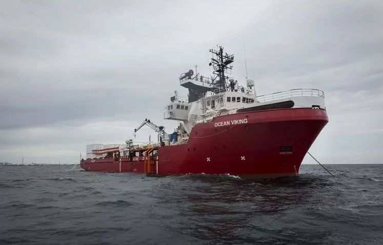 Migranţi de pe nava Ocean Viking vor fi găzduiţi de nouă ţări europene, inclusiv România