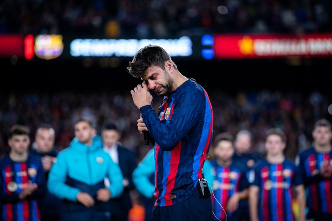 Momente emoționante pe Camp Nou, la ultimul meci din cariera lui Pique (Video)