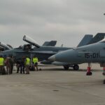 10 aeronave de luptă au ajuns în România