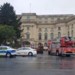 Incendiu la Palatul Regal din Capitală. 150 de persoane au fost evacuate