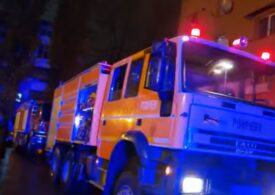 Incendiu într-un bloc din Craiova. Un bărbat a murit, locuitorii au fost evacuați în miez de noapte