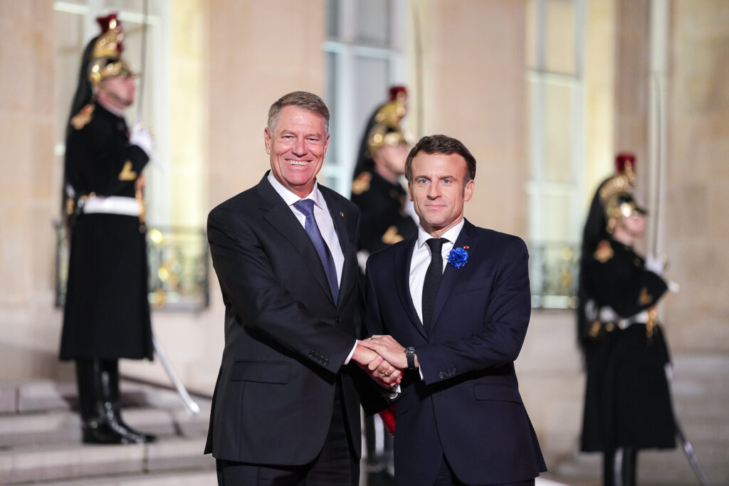 Cine este mai bine văzut ca președinte al României între Ciucă și Ciolacu. Unde se - 