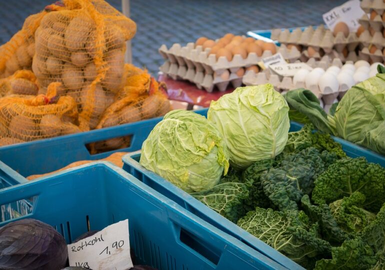 Ungaria plafonează prețurile la două alimente care și la noi s-au scumpit accelerat