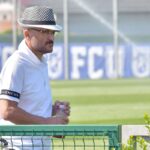 Antrenorul de top care așteaptă o ofertă de la FCSB: „El acolo își dorește”