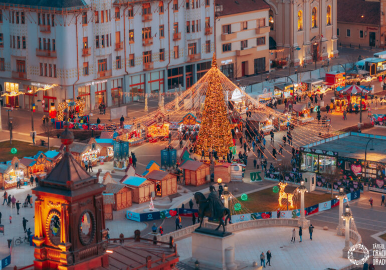 Cum se face târgul de Crăciun la Oradea. Mic, cu reguli stricte și gândit să-i bucure pe vizitatori
