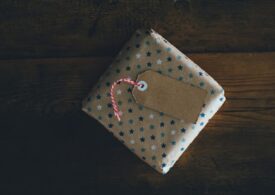 Top 5 idei de cadouri de Crăciun pentru iubita ta