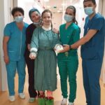 Primele imagini cu Alexia, fata de 15 ani căreia medicii i-au replantat brațele amputate într-un accident (Video)