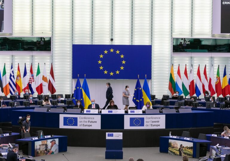 Consiliul UE a aprobat ajutorul de 18 miliarde de euro pentru Ucraina