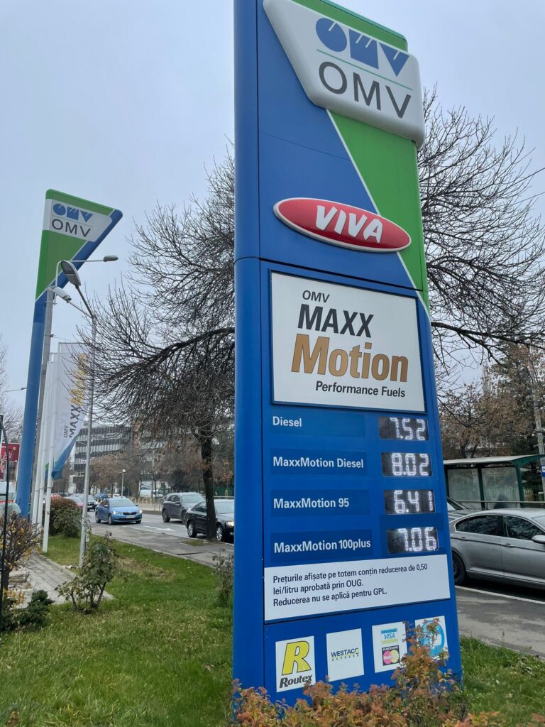 Motorina se ieftinește după plafonarea adaosului comercial. Petrom coboară prețul sub pragul de 10 lei