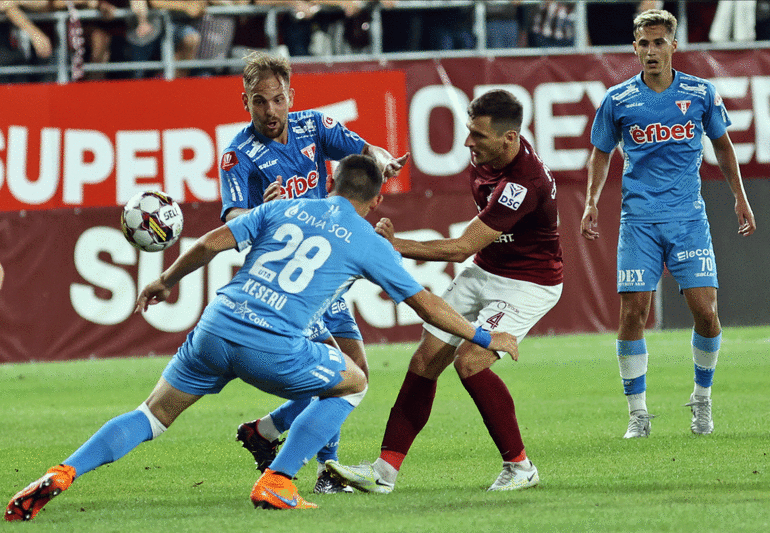 Superliga: Rapid salvează la ultima fază, din penalti, un egal la UTA Arad