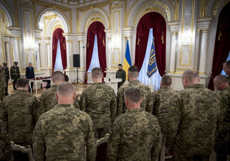 10 generali ucraineni au fost demiși de la începerea războiului, altul s-a împușcat