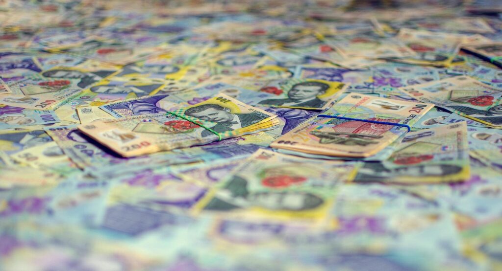 Peste 500 de instituții publice nu și-au plătit taxele și impozitele la stat. Cel mai mare datornic are de dat 27 milioane de euro. În top se află și Ministerul Turismului