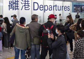 În Europa se vorbește de finalul pandemiei, China anunță că-și deschide granițele, deși are spitalele pline