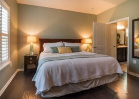 Cum alegi cele mai frumoase culori pentru dormitor: Sfaturi practice de care să ții cont pentru o amenajare reușită