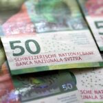 Un pensionar din Elveția a pierdut 20.000 de euro. La scurt timp, s-a trezit cu banii la ușă