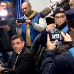 George Simion l-a vânat pe Virgil Popescu prin minister. Jandarmii au încercat în zadar să-l dea afară (Galerie foto & video)