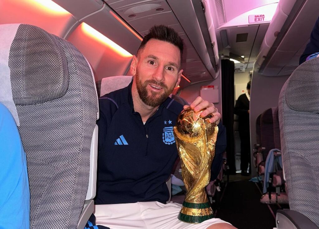 Leo Messi stârnește un val de euforie în India, fiind onorat cu o statuie de 21 de metri