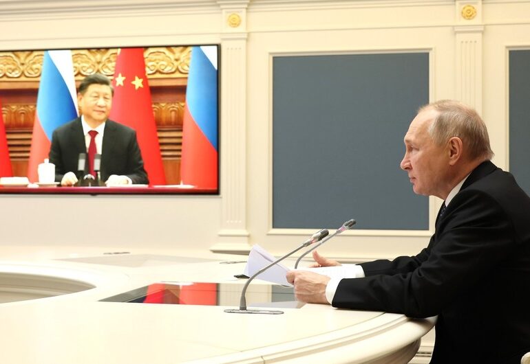Putin îl invită pe Xi Jinping în Rusia și vorbește despre „formarea unei ordini mondiale echitabile”. Reacția liderului chinez